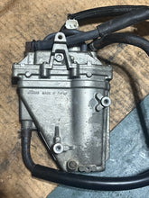 Load image into Gallery viewer, f 115 hp Yamaha 68V-14180-01-00 vst FUEL FLOAT CHAMBER ASSY with pump 2000-2011 Four Stroke
