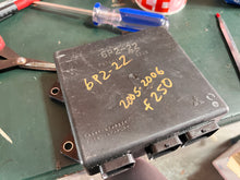 Lade das Bild in den Galerie-Viewer, pulled for customer june2026—-f 250 hp Yamaha ECU ENGINE CONTROL UNIT 6P2-8591A-22-00 f8t60172 four stroke 2005-06 6P2-20 6P2-21 6P2-23 6P2-24
