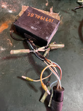 Load image into Gallery viewer, 90 80 hp Tohatsu Nissan CDI CONTROL UNIT 3B7061601 f8t11171 55100-95817 two stroke 3 cylinder carbureted 1996-2002
