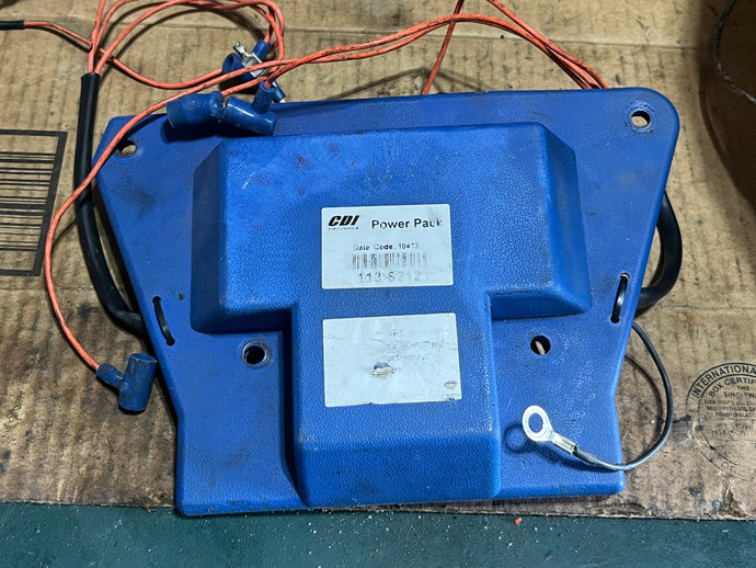 200 225 250 185 hp Johnson Evinrude 113-6212 cdi power pack 1993-2001 6 cylinder Two Stroke Loop Charged Carbureted Engines replaces: 18-5781 584636 584637 585114 586212 586661