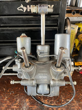 Load image into Gallery viewer, 85 90 75 hp Yamaha POWER TRIM &amp; TILT ASSY 6H1-43800-13-4D 6H1-13 two stroke 1994-1996 some 70 60 compatibility
