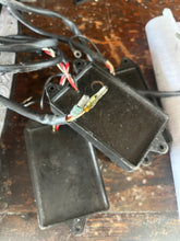 Lade das Bild in den Galerie-Viewer, 135 150 175 200 220 hp Mercury IDLE SPEED CONTROL MODULE 87076A10  Two Stroke 1987-2001
