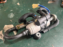 Load image into Gallery viewer, DF 250 225 200 hp Suzuki 15100-94900 FUEL PUMP for vst 15410-93J00 FUEL FILTER L, 15643-93J00 FUEL FILTER,  
15645-93J00 CHECK VALVE  Four Stroke 2005-16 outboards
