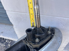 Cargar imagen en el visor de la galería, BF 225 200 hp Honda 25" LOWER UNIT 06411-ZY3-627ZA COARSE SPLINED SHIFTER gear case assy Four Stroke 2002-2005
