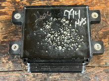 Load image into Gallery viewer, F 150 hp Yamaha ECU 63P-33 63P-8591A-33-00 F8T 94371 four stroke 2006 994 hours - superseded number 63P-30 through 63P-38
