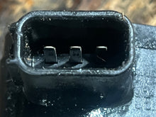 Lade das Bild in den Galerie-Viewer, 135 - 350 hp Mercury Verado IGNITION COIL 8M0039809 four stroke 339-880615T01
