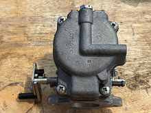 Load image into Gallery viewer, 60 hp Johnson Evinrude CARBURETOR ASSY 0437089 0437087 0439453 Two Stroke 1995 94-97 J60TLEOC, molding numbers 340167 338069 330503 - compatible 50 hp
