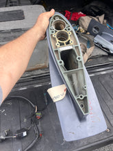 Lade das Bild in den Galerie-Viewer, gearcase Tucks took for f75 repair june2026
