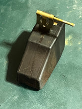 Load image into Gallery viewer, DF 90 140 hp Suzuki VST FLOAT 15650-99E00 PIN 15654-99E00 four stroke 2001-2019 some 40 50 60 70 100 115 hp compatibility
