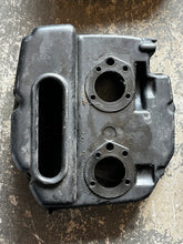 Cargar imagen en el visor de la galería, 55 hp Johnson Evinrude AIR SILENCER intake airbox 322089 322088 038766 320678 0388140 two stroke 1976-1984 Some 40 50 60 hp compatibility
