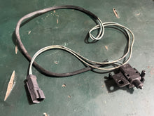 Lade das Bild in den Galerie-Viewer, 60 - 200 hp Johnson Evinrude 0587358  TRIM LIMITER SWITCH 586786 two stroke
