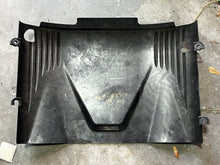 Load image into Gallery viewer, f 200 225 250 hp Yamaha IGNITION COIL COVER 6CB-82314-00-00 four stroke 2009-up
