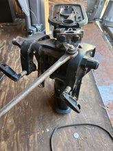 Load image into Gallery viewer, 25 20 hp Mercury 20” long MIDSECTION with SWIVEL 822237A1 97544A5 DRIVESHAFT HOUSING 9098T5 PLATE 99702A7 two stroke

