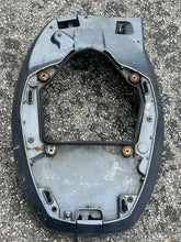 Load image into Gallery viewer, F 100 80 hp Yamaha BOTTOM COWLING ASSY 67F-42710-00-4D four stroke 1999-2002
