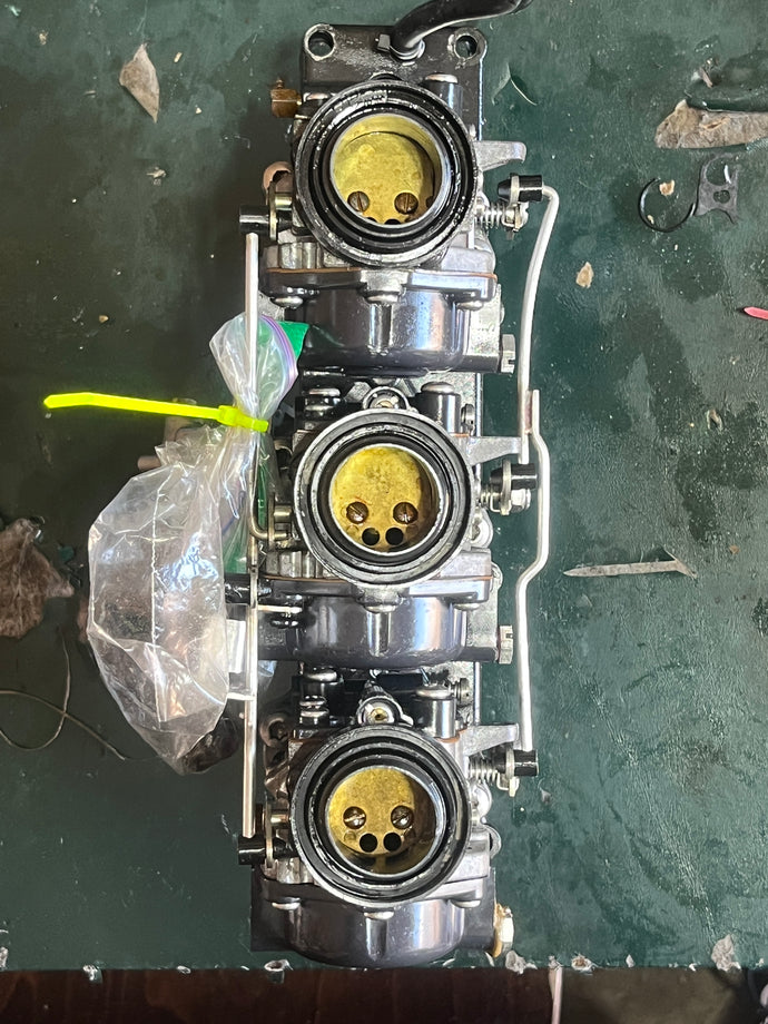 25 35 HP OMC Johnson Evinrude CARBURETOR SET two stroke 3 cylinder 1996-2001 0438272 438272 0438273 438273 436351 0436351