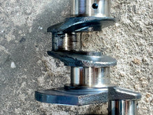 Lade das Bild in den Galerie-Viewer, 40 30 hp Mercury EFI CRANKSHAFT long 858507T04 four stroke 3 cylinder 2005
