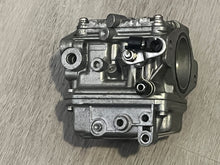 Cargar imagen en el visor de la galería, 90 hp Yamaha CARBURETOR SET 6H1-14301-30-00 14302 14303 TWO STROKE 2004-2009
