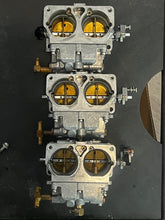Lade das Bild in den Galerie-Viewer, 225 hp Mercury CARBURETOR SET WMV-7 3327-828273A1 828273A2 828273A3 two stroke 3.0
