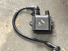 Lade das Bild in den Galerie-Viewer, 50 40 hp Tohatsu Nissan IGNITION COIL #1 12” cord 3Z5064690 1542 PLUG CAP 3H6069990 two stroke 2002-2018
