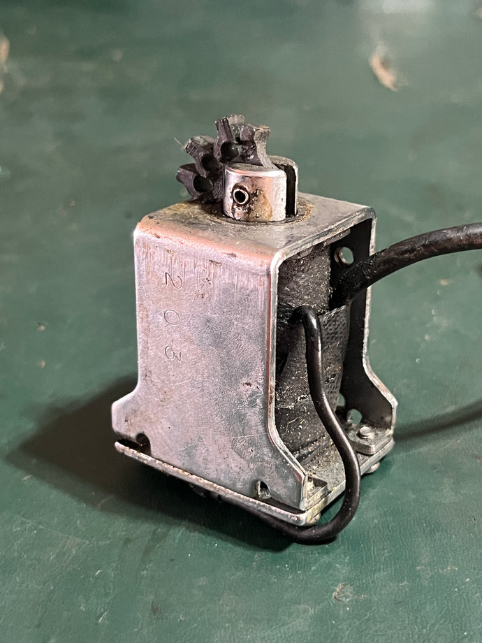 40 hp Tohatsu 40c Nissan CHOKE SOLENOID 361760500 two stroke 1995-2005 some compatibility with 15 18 20 25 30 35 50 60 70 hp