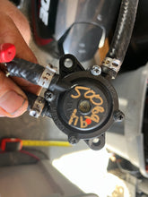 Load image into Gallery viewer, 30 25 15 hp Evinrude E-tec FUEL LIFT PUMP 5007184 two stroke 2017 AA AB AF
