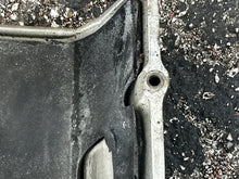 Lade das Bild in den Galerie-Viewer, LOCAL PICK UP: 200 - 300 hp Evinrude E-tec LOWER SIDE COVER SET 25” 5005932 0350875 5005206 0350881 Two Stroke
