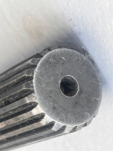 Lade das Bild in den Galerie-Viewer, SEI Lower Unit for f 225 hp Yamaha application - Kam
