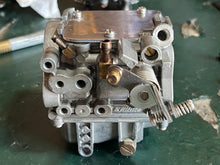 Lade das Bild in den Galerie-Viewer, Yamaha CARBURETOR 68C-10 four stroke
