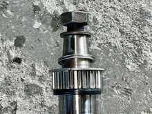 Lade das Bild in den Galerie-Viewer, 40 30 hp Mercury EFI CRANKSHAFT long 858507T04 four stroke 3 cylinder 2005
