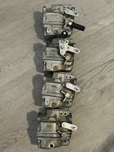 Lade das Bild in den Galerie-Viewer, 115 hp Mercury WME 11 CARBURETOR SET 3301-9532A12 9532A13 9532A14 9532A15 two stroke 4 Cylinder 1988-1993 3301-9532
