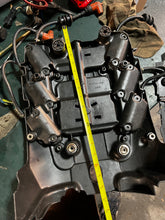 Load image into Gallery viewer, 150 175 hp Yamaha IGNITION COIL  68F-82310-01-00 BRACKET 68F-82316-00-00 two stroke HPDI 2004-2014 some 200 hp
