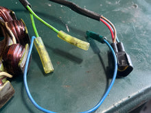 Load image into Gallery viewer, 90 hp Yamaha STATOR 6H1-85510-00-00 Two Stroke 3 Cylinder 1990-1991
