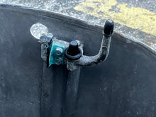 Lade das Bild in den Galerie-Viewer, 200 150 hp Yamaha HPDI TOP COWLING engine cover 68F-42610-40-4D two stroke 2.6 Liter
