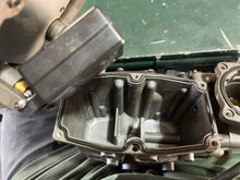 Load image into Gallery viewer, BF 130 115 hp Honda vst VAPOR SEPARATOR TANK &amp; TOP Four Stroke NO FUEL PUMP
