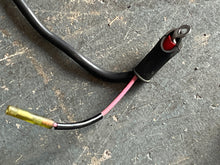 Lade das Bild in den Galerie-Viewer, 150 hp Yamaha battery TERMINAL 64D-81920-01-00 64D-81920-00-00 two stroke 1996-2009 some compatibility 175 200 hp
