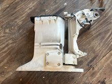 Load image into Gallery viewer, 150 200 hp Evinrude E-tec 20” MIDSECTION SWIVEL 0434691 STEERING ARM 5001766 5009614 EXHAUST HOUSING 0353649 EXHAUST 0352616 5007767 two stroke 2007-up
