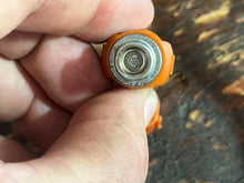 Load image into Gallery viewer, DF 115 140 hp Suzuki FUEL INJECTOR genuine 15710-65D00 Four Stroke 2002-2012 some compatibility 90 100 hp

