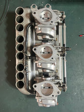 Lade das Bild in den Galerie-Viewer, 75 hp Yamaha CARBURETOR 1 692-14301-45-00 CARB 2 692-14302-45-00 CARB 3 692-14303-45-00 two stroke 1995-2000 ACCELERATOR LEVER ROD 688-41217-01-00, CHOKE ROD 2 688-41257-01-00, Intake COVER 1&amp;2 688-14417-01-94 688-14418-01-00
