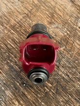 Load image into Gallery viewer, f 90 75 hp Yamaha FUEL INJECTOR 6D8-13761-00-00 four stroke 2005-2017 tested SET OF FOUR
