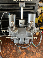 Load image into Gallery viewer, 90 85 75 hp Yamaha POWER TRIM &amp; TILT ASSY 6H1-43800-15-4D 6H1-15 two stroke 1997-2001 some 80 70 60 compatibility
