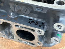 Cargar imagen en el visor de la galería, BF 250 225 200 Honda CYLINDER HEAD 12210-ZVL-000ZA four stroke 2007 up, off D Motor but heads same as A
