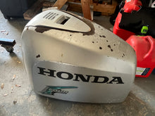 Load image into Gallery viewer, BF 225 200 hp Honda ENGINE COVER 63100-ZY3-H01ZA four stroke 2002-up some 175 hp
