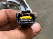 Lade das Bild in den Galerie-Viewer, f 150 hp Yamaha PULSER COIL 63P-85580-00-00 four stroke 2004-2023
