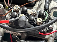 Lade das Bild in den Galerie-Viewer, 75 85 90 hp Yamaha CDI UNIT TIA03-15 1996 688-85540-16-00, 3 - IGNITION COILS 688-85540-16-00, VOLTAGE REGULATOR 692-81910-61-00, BRACKET 688-85542-03-94, STARTER RELAY 6G1-81941-10-00,  RELAY ASSY 61A-81950-00-00
