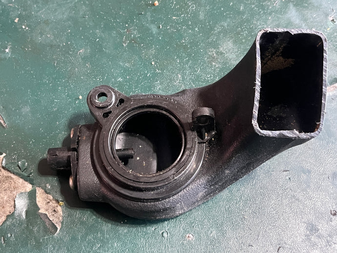 25 hp Evinrude E-tec INTAKE AIR SILENCER Air 5007320 with AIR TEMP SENSOR 3010673 two stroke E25dtlina