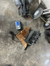 Cargar imagen en el visor de la galería, DT 25 hp Suzuki CYLINDER ASSY crankcase 11301-95D12-0ED two stroke 1988-2000 compat 30 hp ‘88-97 with 15” EXHAUST TUBE 14211-95D30
