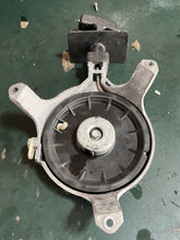 Load image into Gallery viewer, 9.8 8 6 hp Tohatsu Nissan RECOIL STARTER pull start 3B2-05000-0 3B2050000 two stroke 2002

