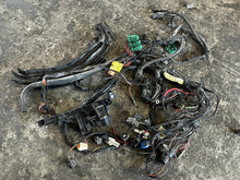 Load image into Gallery viewer, f 225 200 hp Yamaha engine WIRE HARNESS 69J-8259N-10-00 69J-82590-50-00 FOUR STROKE 2003-05 v6
