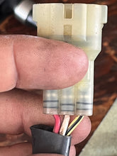 Cargar imagen en el visor de la galería, BF 250 225 200 hp  MECHANICAL ENGINES 36452-ZW7-410AH four stroke FOR 3-pin main harnesses - some 40 - 250 hp compatibility
