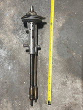 Cargar imagen en el visor de la galería, DT 150 200 hp Suzuki 20” SHIFT ACCEL HOUSING 26110-87D00 CLUTCH ROD CONNECTOR L 25611-87D00 SHIFT SHAFT L  23111-87D00 YOKE 25131-87D01 Two Stroke 1986-87
